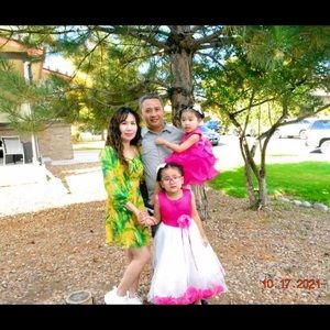 Meet your Posher, Thuy